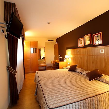 מונפורט דה למוס Hotel Condes De Lemos Espana מראה חיצוני תמונה