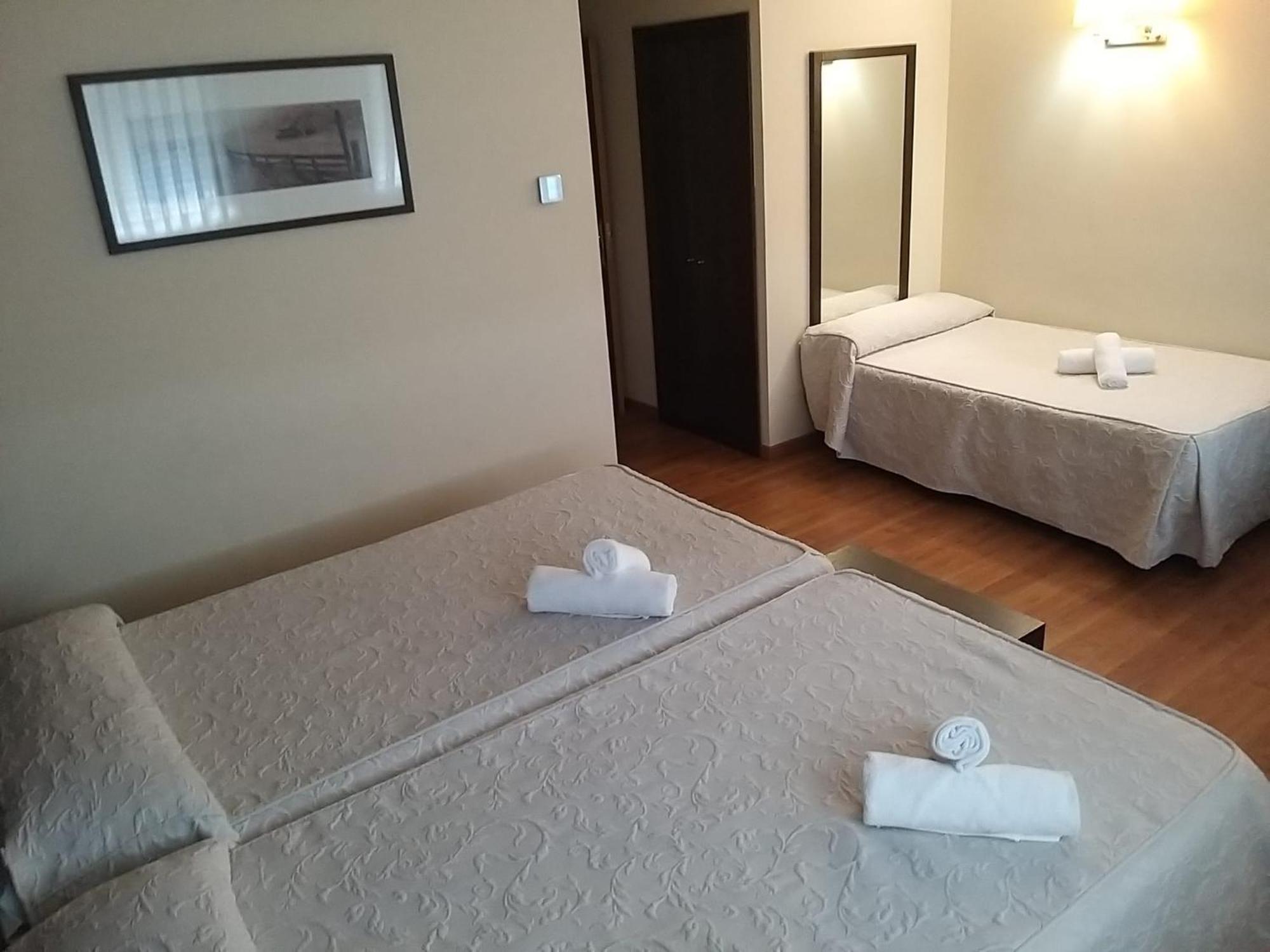 מונפורט דה למוס Hotel Condes De Lemos Espana מראה חיצוני תמונה