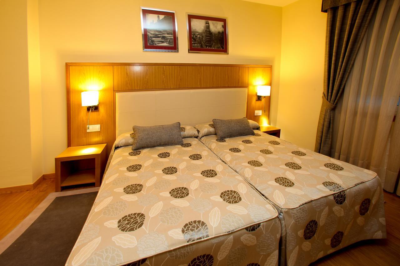 מונפורט דה למוס Hotel Condes De Lemos Espana מראה חיצוני תמונה