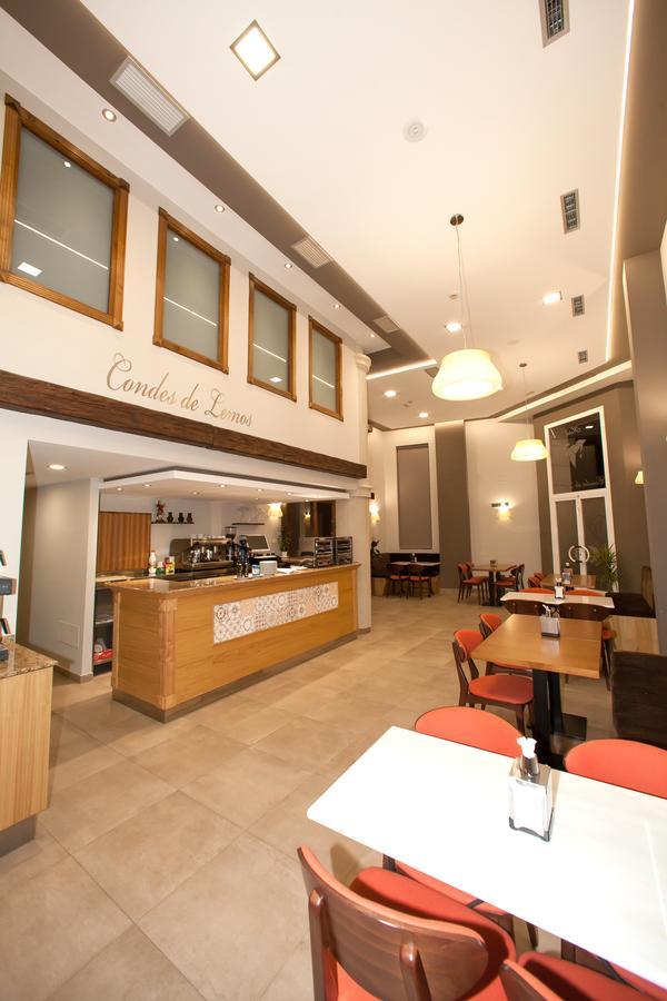 מונפורט דה למוס Hotel Condes De Lemos Espana מראה חיצוני תמונה